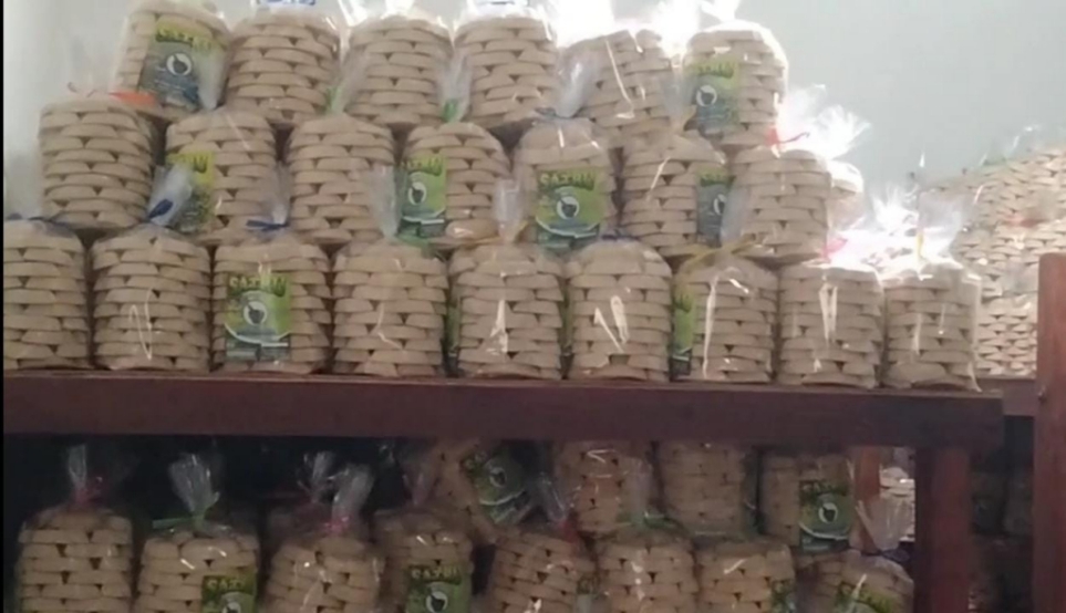 Jajanan Tradisional Masih Diminati, Jelang Lebaran Pedagang Banyak Pesanan 