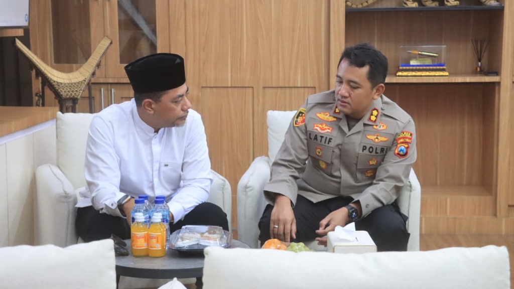 Bupati Probolinggo Datangi Polres Minta Begal dan Debt Collector Nakal Ditindak Tegas