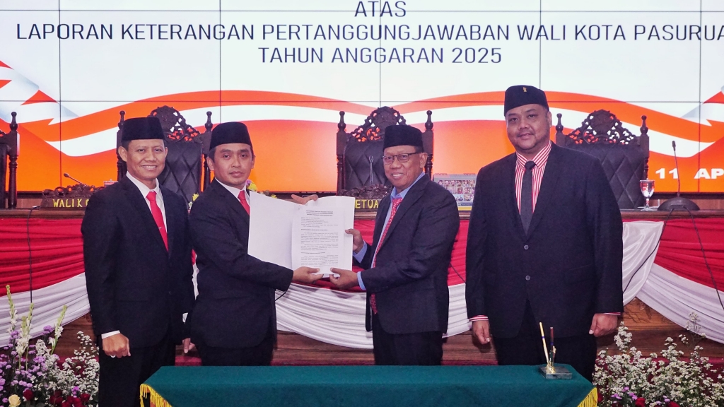 DPRD Pasuruan Setujui 8 Raperda, Walkot Tekankan Tindak Lanjut Terukur dan Berkelanjutan