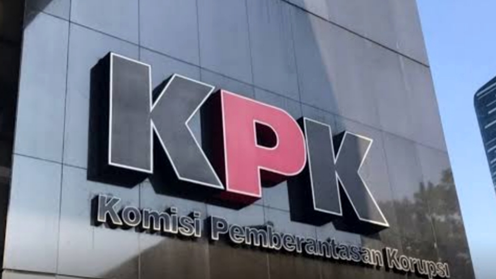 Bupati Tulungagung dan Ajudan Ditetapkan Tersangka Pemerasan OPD