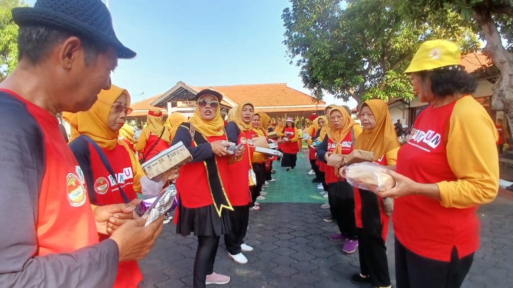 Pemkot Pasuruan Peringati Hari Kartini  Bersama Paguyuban Warga Usia Lanjut