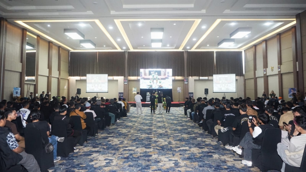 Barber asal Portugal Berbagi ilmu di Kota Pasuruan 