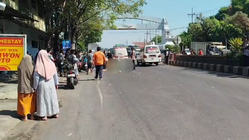 Dua Perempuan Pengendara Motor Meninggal Tertabrak Truk di Jalur Pantura Pasuruan