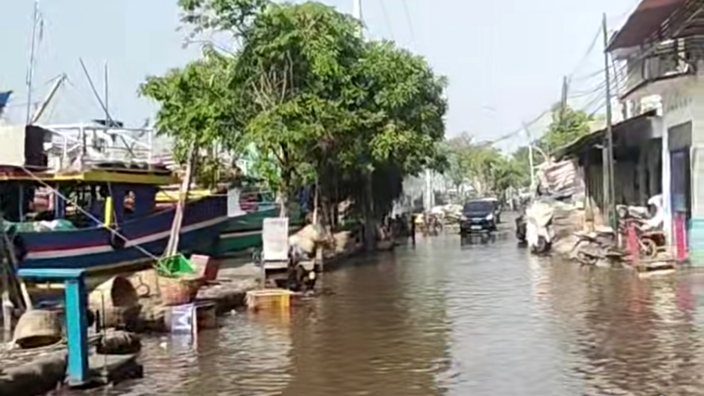 Waspada Banjir Rob di Pesisir Pasuruan hingga 17 Juni 2026