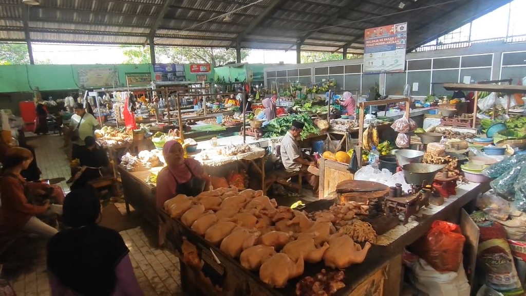 Harga Beras, Daging Ayam, dan Telur Masih Tinggi, Disperindag Kota Pasuruan Ungkap Penyebabnya