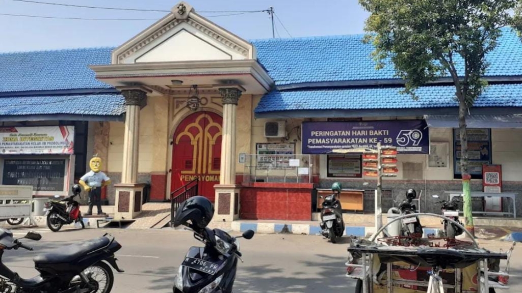 Perempuan Probolinggo Kirim Sabu Buat Suaminya di Lapas