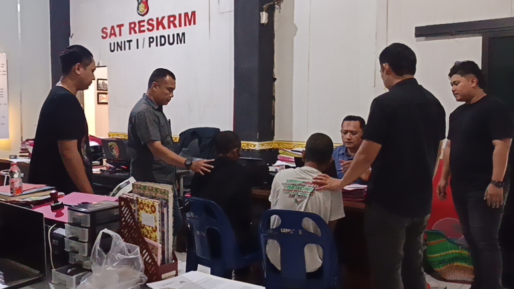 Manusia Silver Probolinggo Dihajar Tiga Temannya Sampai Tewas Saat Pesta Miras 