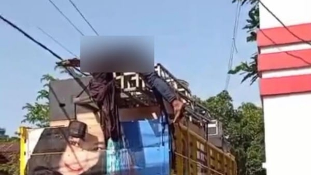 Kru Sound Horeg Tewas Tersangkut Gapura di Jember