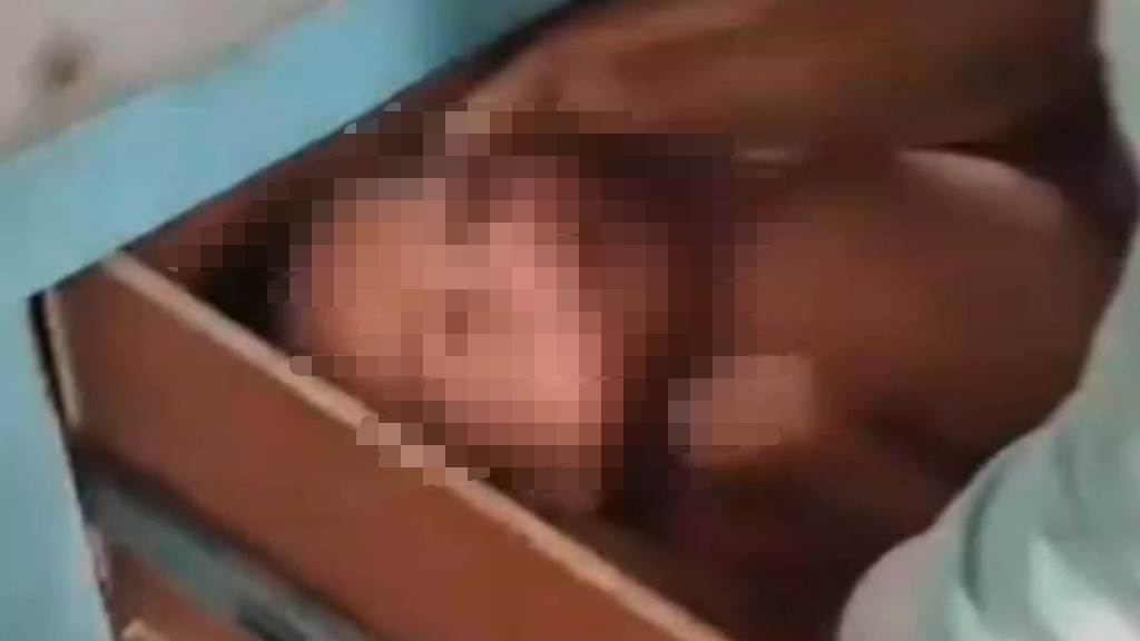 Geger Bayi Laki-Laki Ditemukan di Laci Rombong Cilok di Tongas Probolinggo
