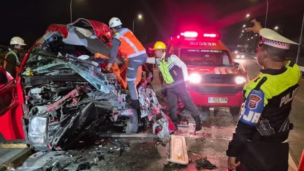 Kecelakaan Hiace di Tol Jombang-Mojokerto, Empat Orang Meninggal Dunia