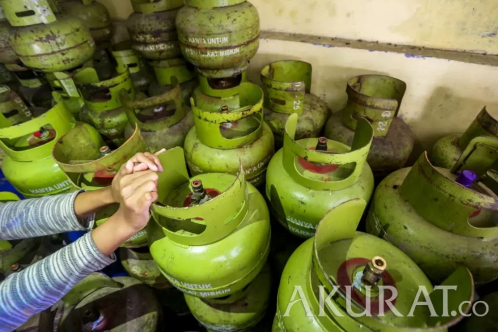 Polres Sidoarjo Bongkar Komplotan Pengoplos LPG, Ribuan Tabung Diamankan 