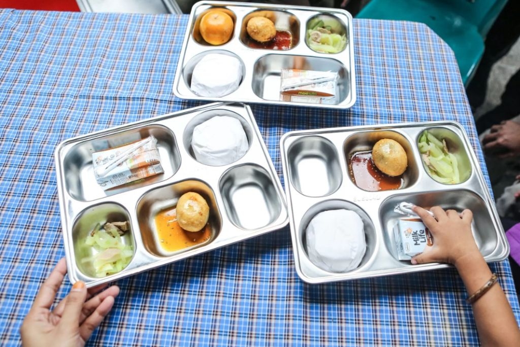 Puluhan Siswa SD di Tulungagung Diduga Keracunan MBG