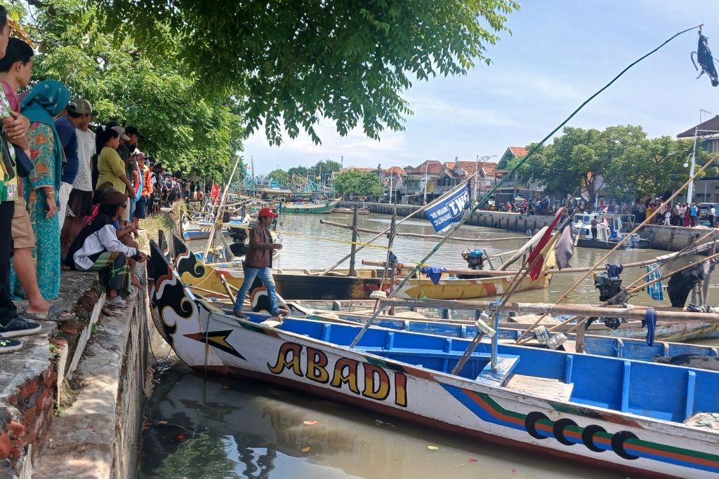 Dua Orang Luka dan 11 Perahu Dibakar Buntut Perselisihan Nelayan di Pasuruan 