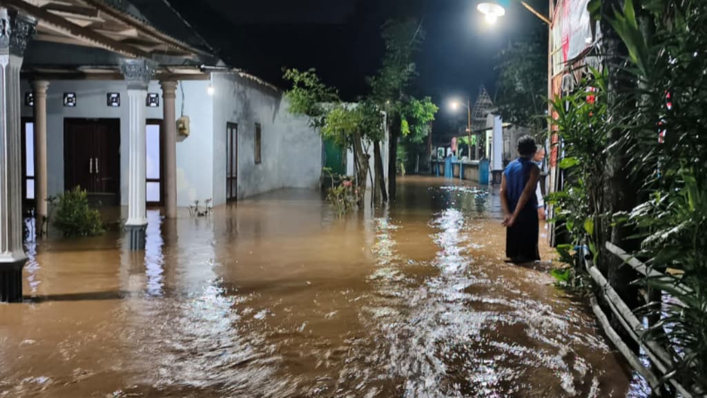 Belasan Desa di Pasuruan Banjir
