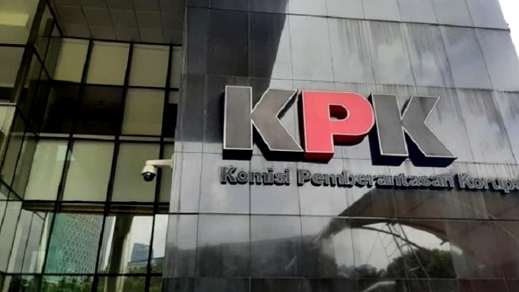 OTT di Tulungagung, Bupati dan 12 Orang Diterbangkan ke KPK