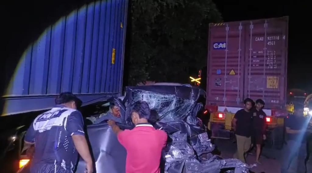 Kecelakaan Beruntun 6 Kendaraan di Probolinggo, 4 Orang Tewas