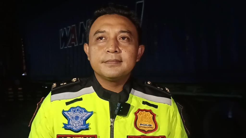 Truk Tabrak 5 Kendaraan Tewaskan 4 Orang Sekeluarga di Probolinggo karena Rem Blong 