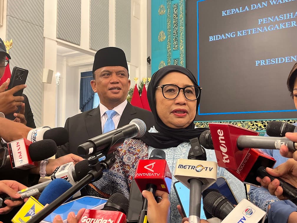 Kepala BGN Nanik S Deyang Mundur