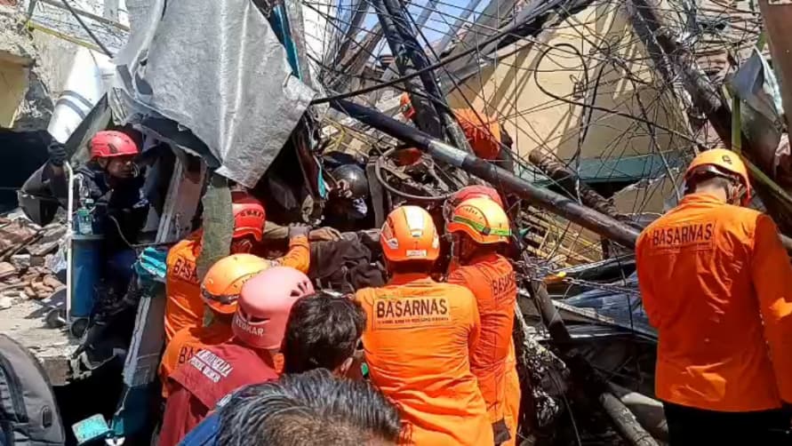 Kecelakaan Beruntun 7 Kendaraan Tewaskan 4 Orang di Jalur Nasional Gempol Pasuruan