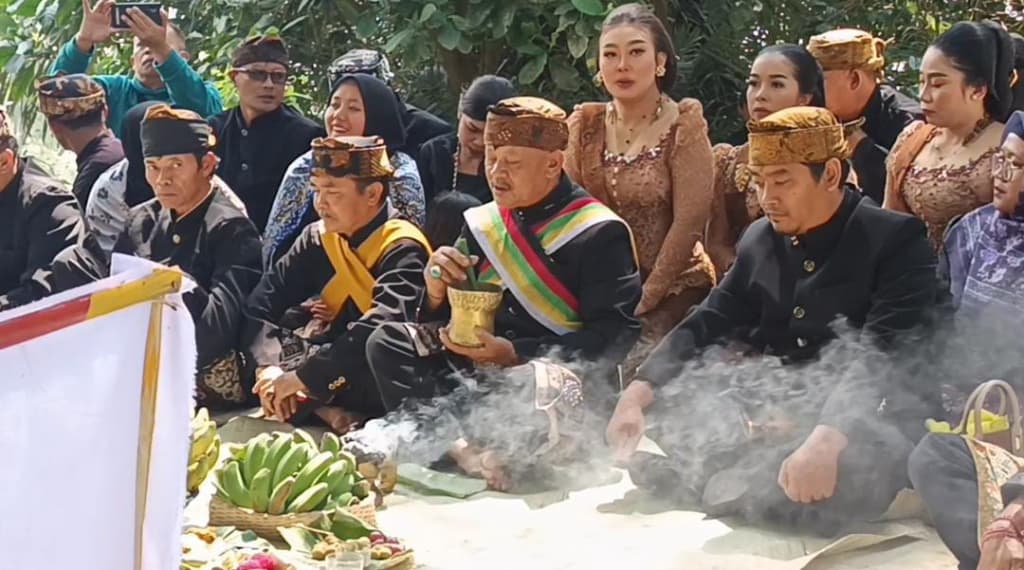 Ritual Yadnya Karo di Desa Sapikerep Probolinggo Berlangsung Khidmat