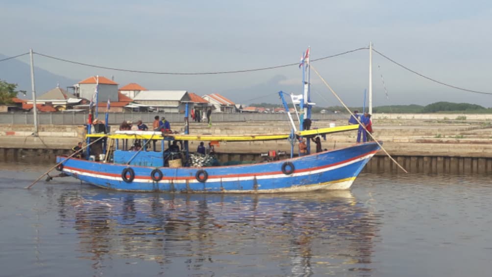 Nelayan Nguling Pasuruan Jatuh ke Laut, Hilang Diterjang Ombak