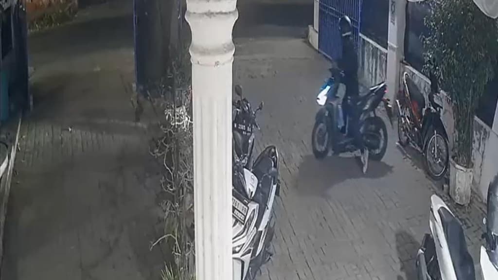 Maling Nekat, Motor Warga Probolinggo Disikat Saat Antar Anak Berobat 