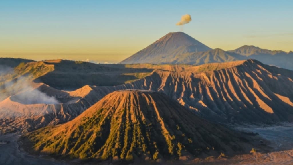 Wisata Bromo Dibuka Pascakebakaran, TNBTS Minta Pengunjung Patuh Aturan 
