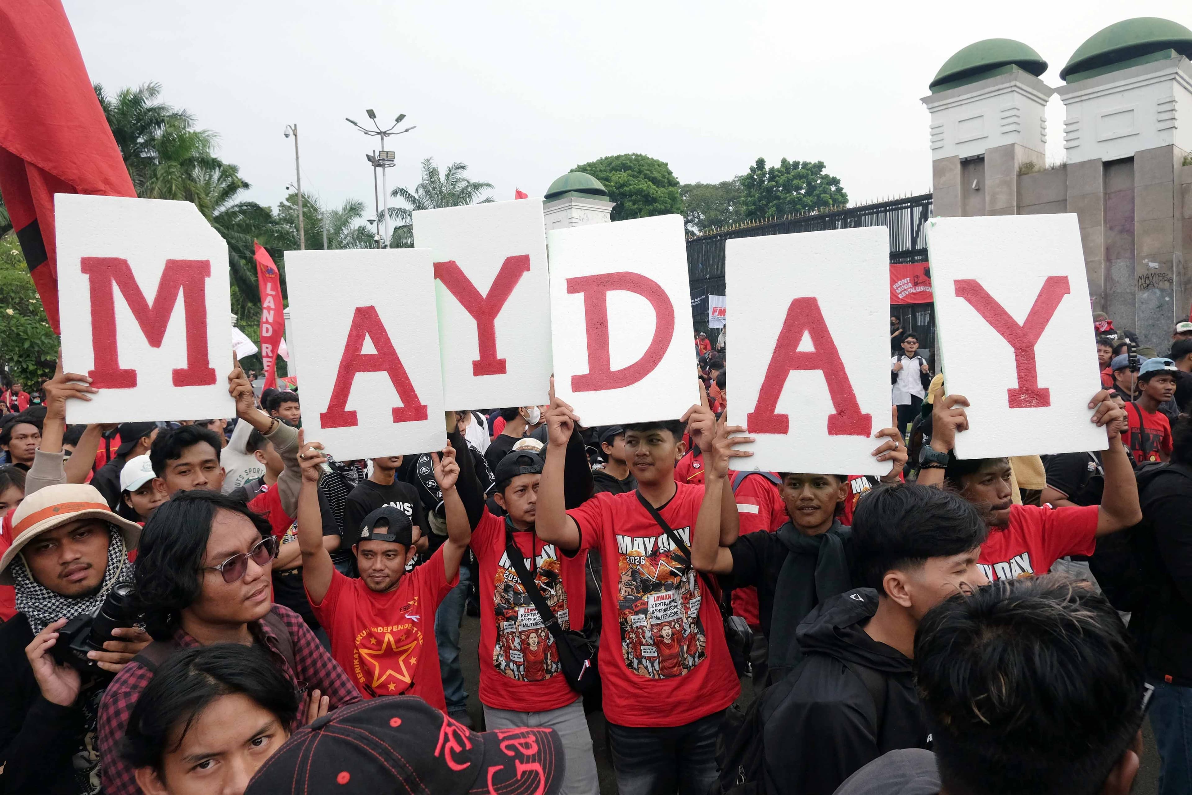May Day di Jatim Hasilkan Sembilan Kesepakatan Buruh-Pemprov