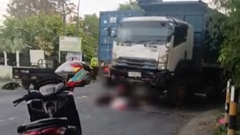 Pasutri Tewas Tabrakan dengan Truk di Kebonagung Kota Pasuruan