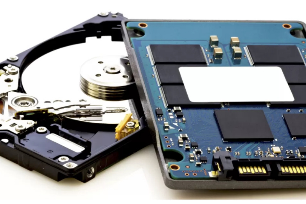 Masih Bingung Perbedaan Antara SSD dan HDD? Ini Penjelasannya!