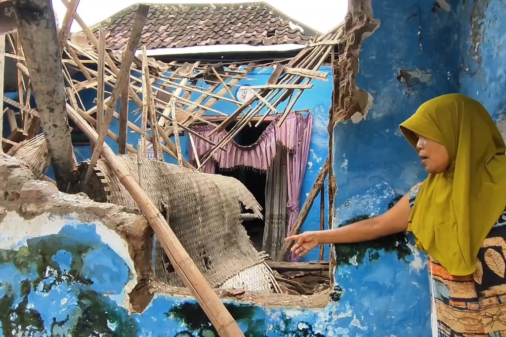 Rumah Warga Pasuruan Ambruk Sebabkan Balita Terluka